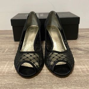 Adrianna Papell Women's Jamie Dress Pump mesh size 10 w